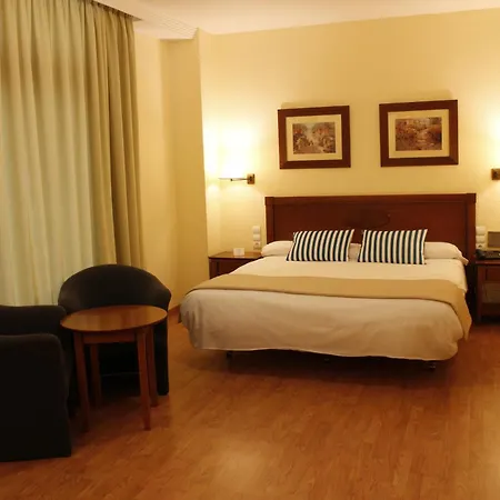 ホテル Bluesea Gran Cervantes トレモリノス