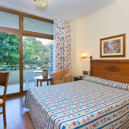 Готель Bluesea Gran Cervantes